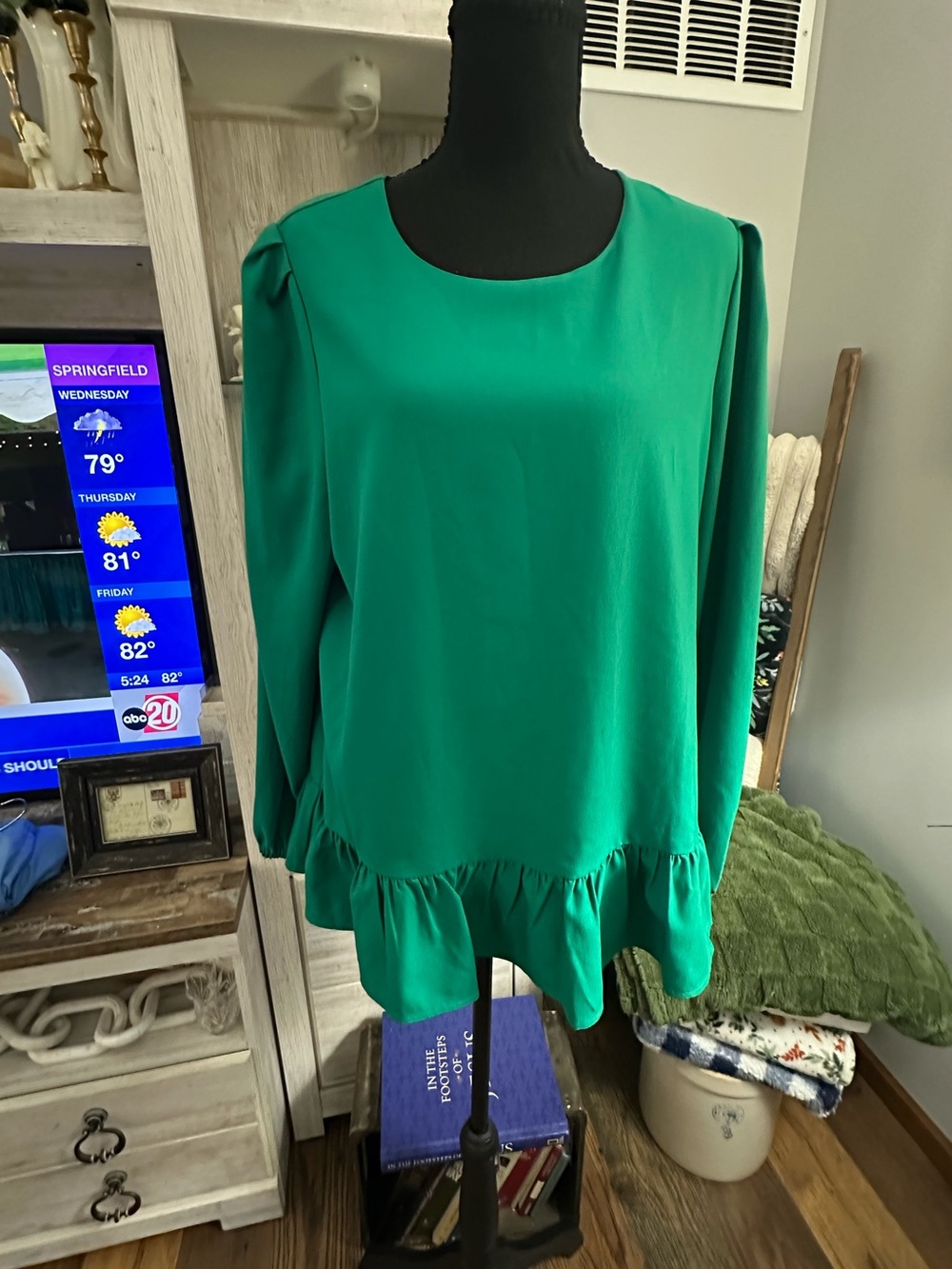 Duffield Lane Emerald Green Ruffle-Hem Blouse